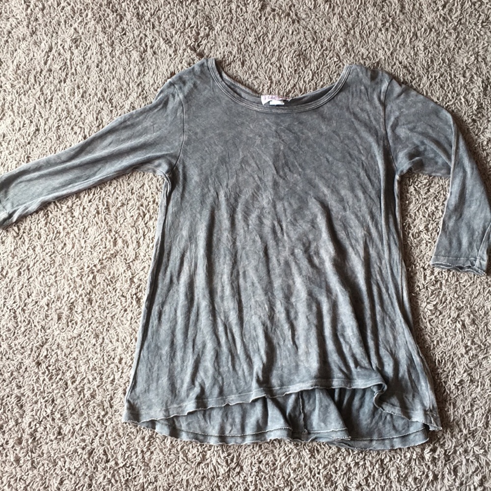 Flowy Grey Shirt